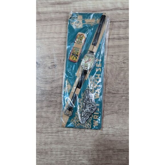 vtg Japanese Childrens Wrist Watch With Samurai Theme  Band Original Packaging - Picture 3 of 4